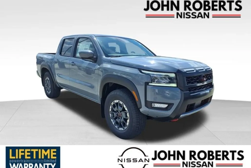 2025 Nissan Frontier PRO-4X photo 1