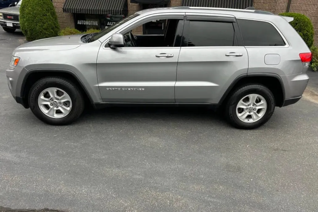 2014 Jeep Grand Cherokee Laredo photo 1