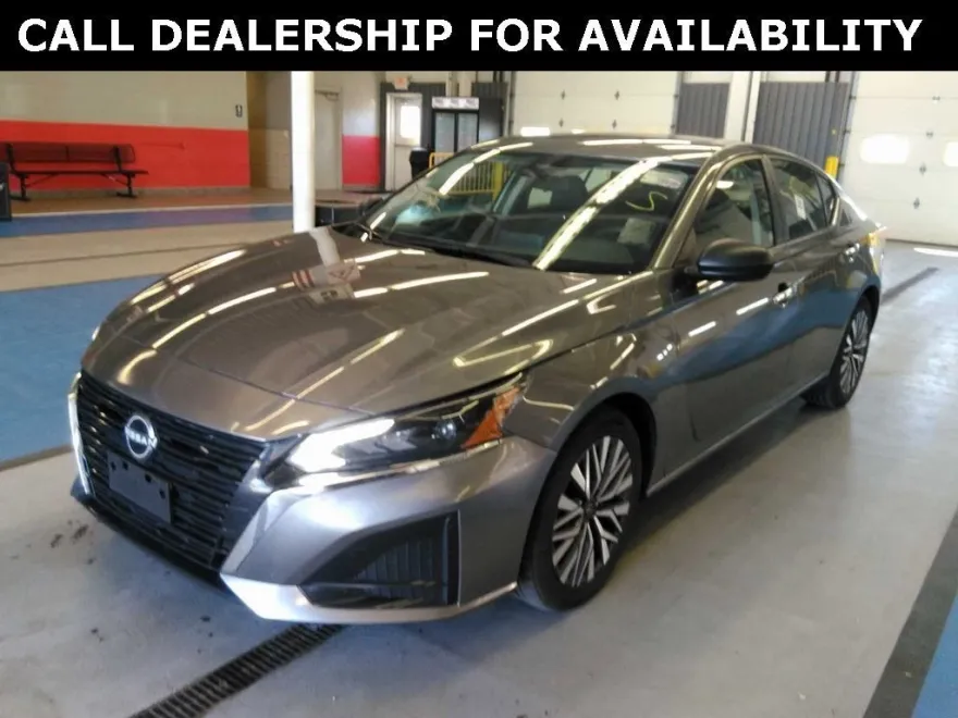 2024 Nissan Altima 2.5 SV photo 1