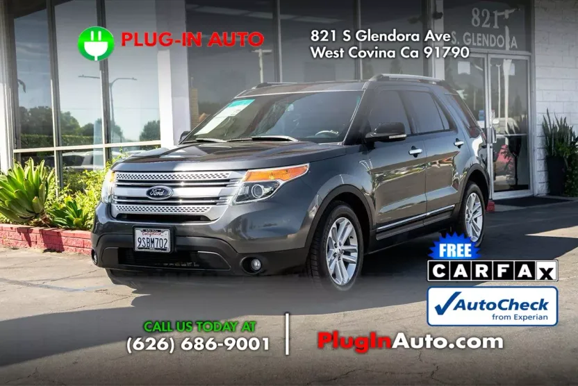 2015 Ford Explorer XLT photo 1