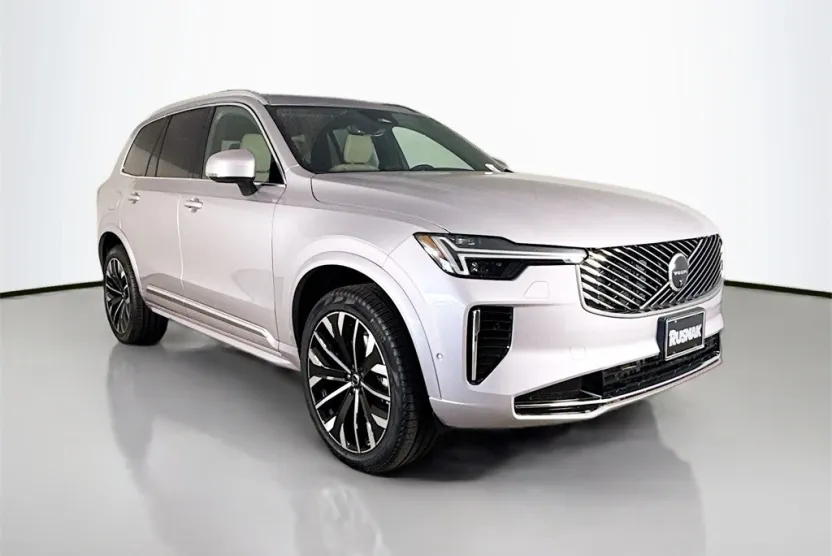 2026 Volvo XC90 Plus photo 1