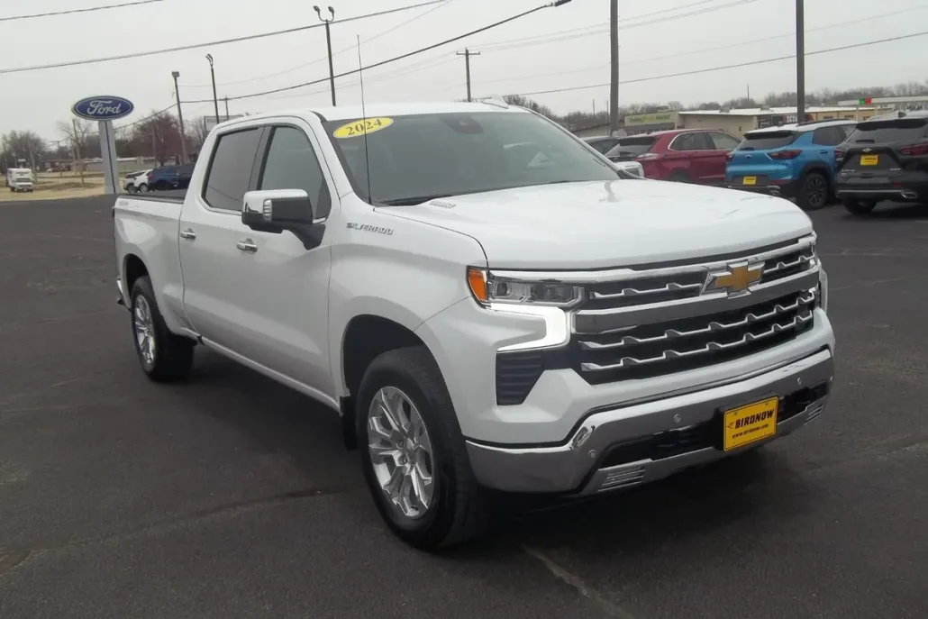 2024 Chevrolet Silverado 1500 LTZ photo 1