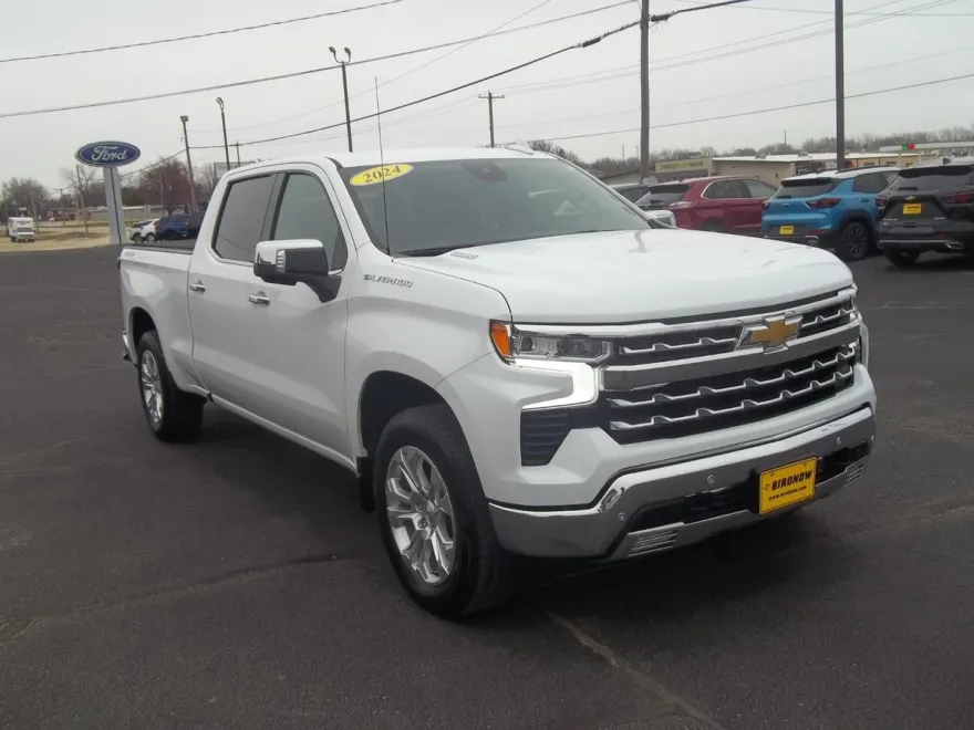 2024 Chevrolet Silverado 1500 LTZ photo 1