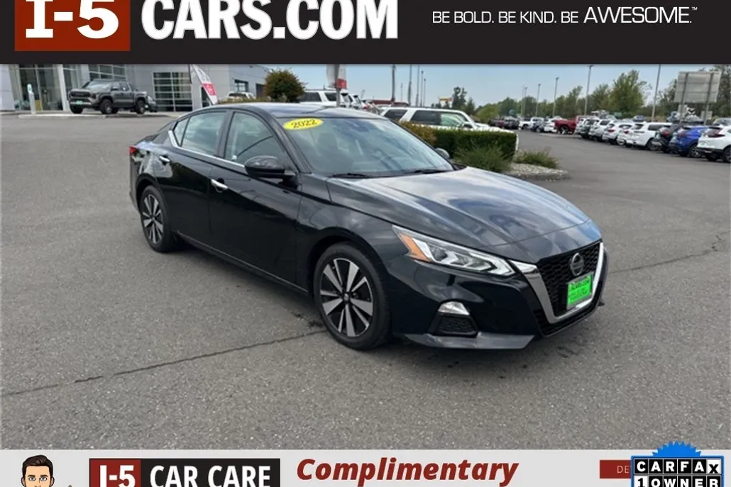2022 Nissan Altima 2.5 SV photo 1