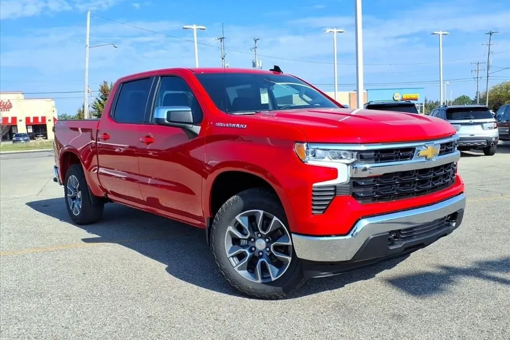 2026 Chevrolet Silverado 1500 LT photo 1