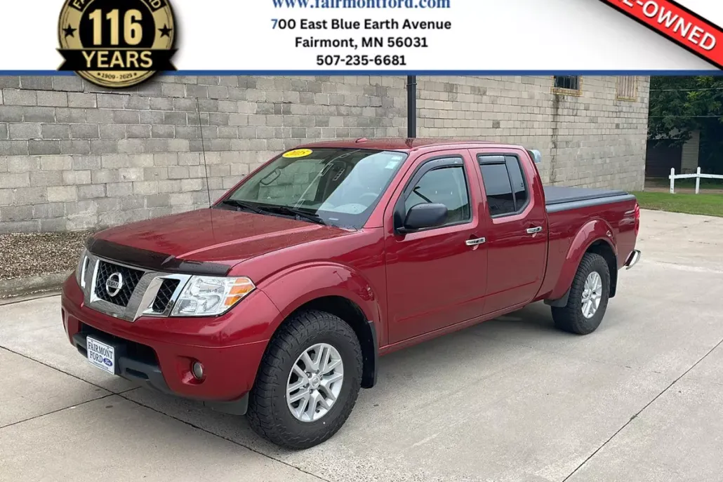 2015 Nissan Frontier SV photo 1