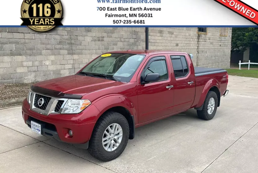 2015 Nissan Frontier SV photo 1