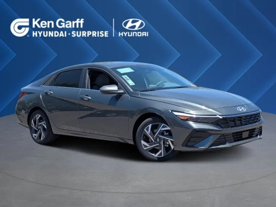 2025 Hyundai Elantra SEL Convenience photo 1