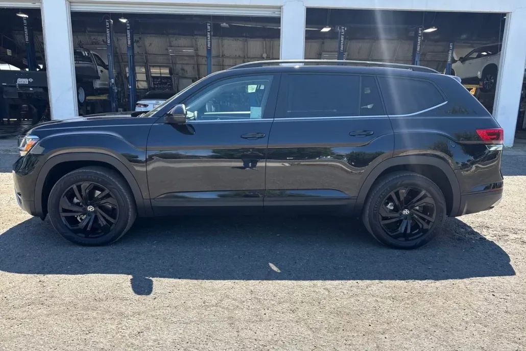 2022 Volkswagen Atlas V6 SE Technology photo 1