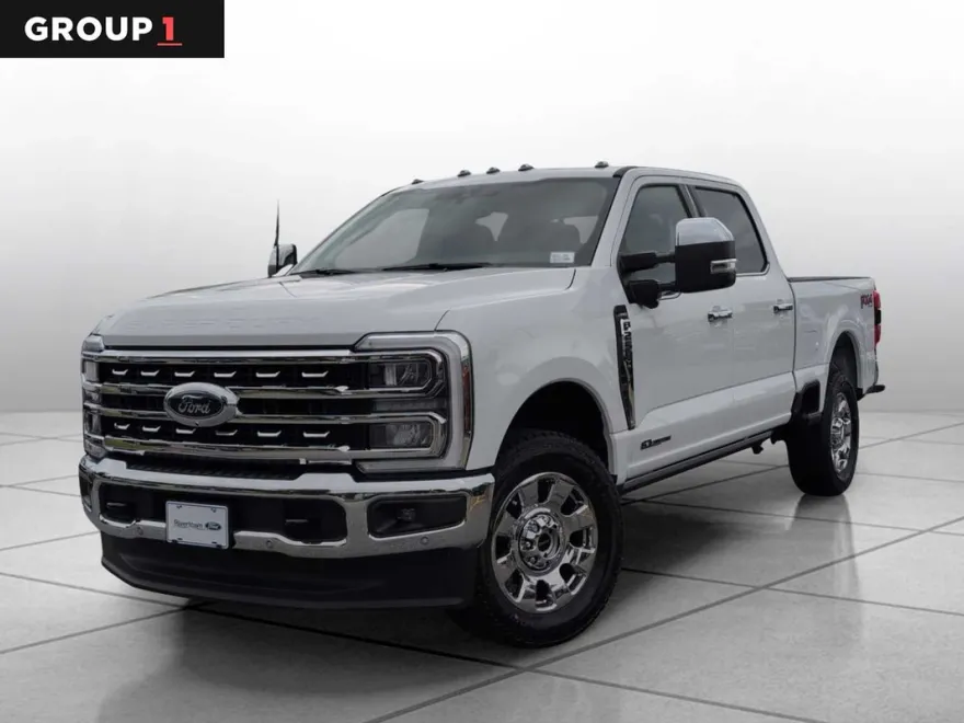 2025 Ford F-250 Lariat photo 1
