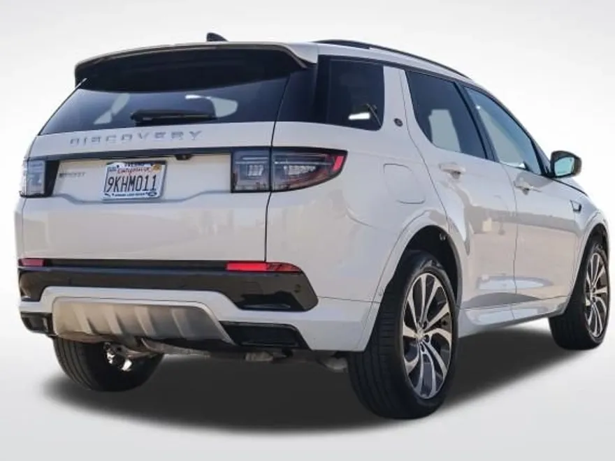 2024 Land Rover Discovery Sport S photo 1