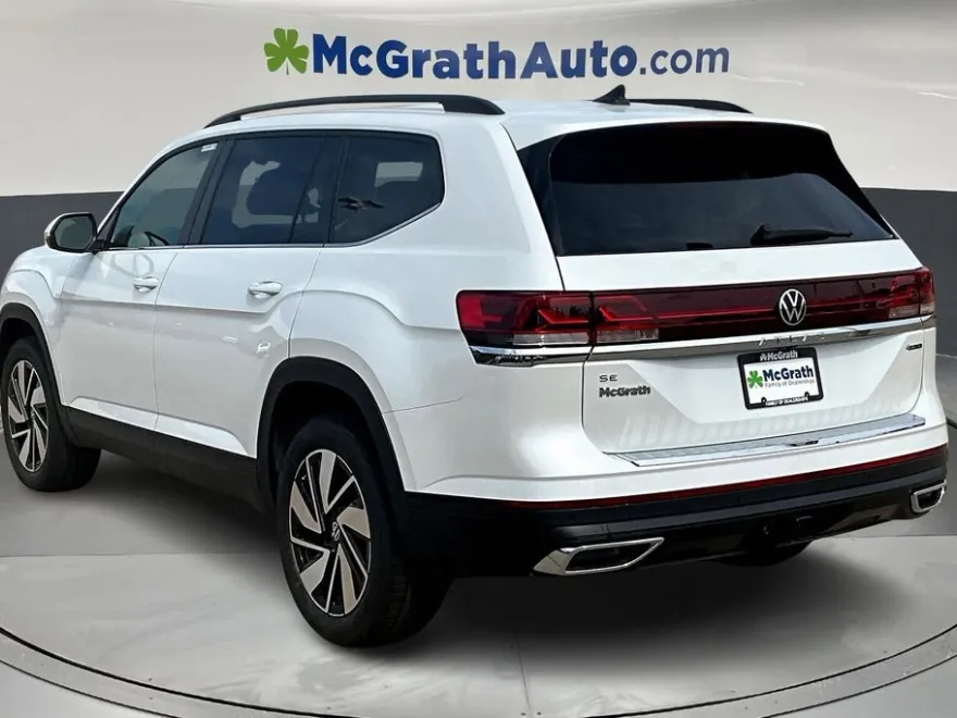 2026 Volkswagen Atlas SE Technology photo 1