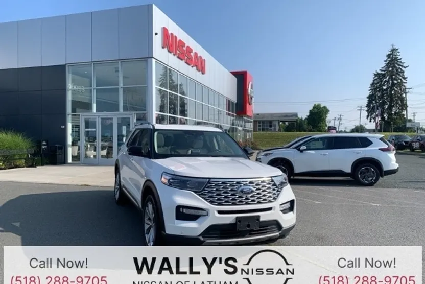 2023 Ford Explorer Platinum photo 1