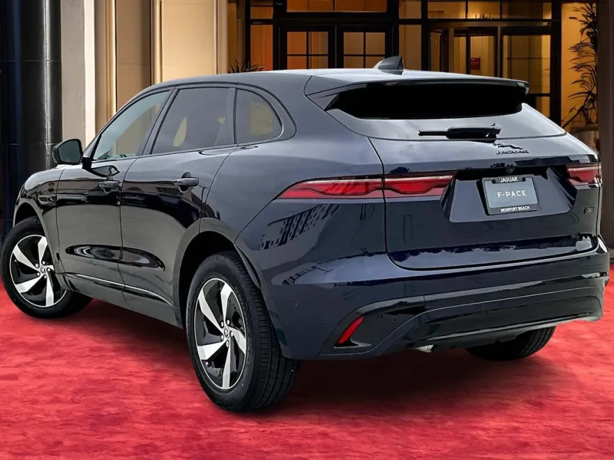 2026 Jaguar F-PACE P250 R-Dynamic S photo 1