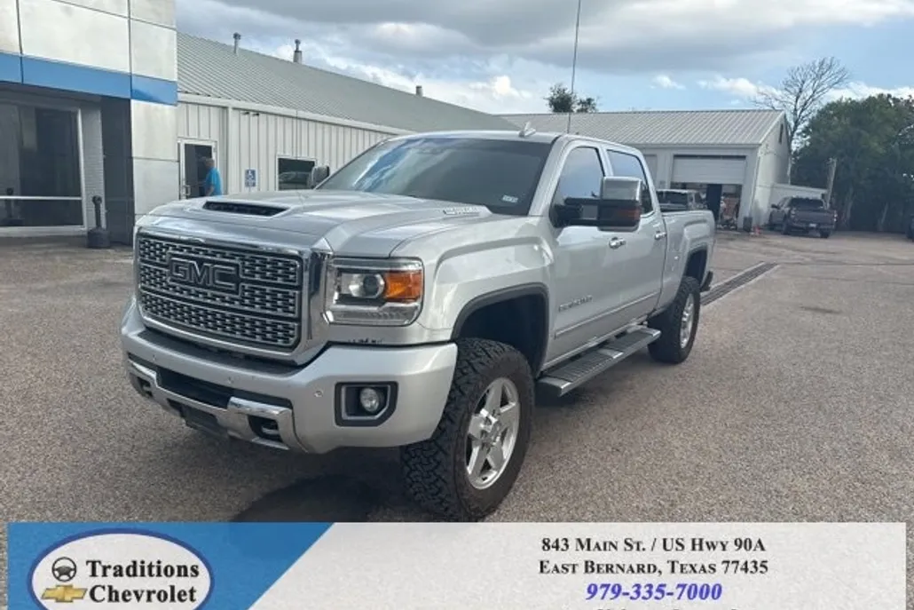 2018 Gmc Sierra 2500 HD Denali photo 1