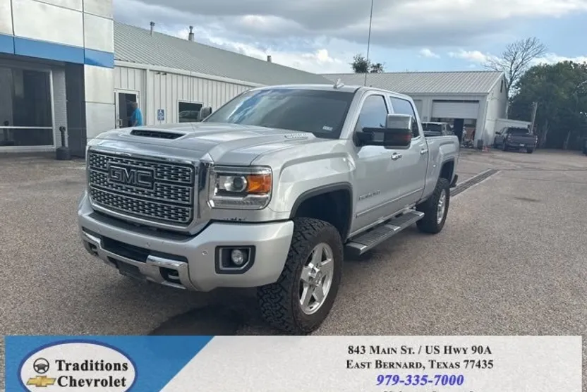 2018 Gmc Sierra 2500 HD Denali photo 1