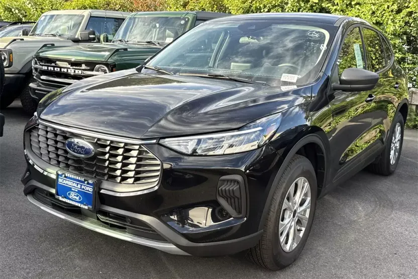 2025 Ford Escape Active photo 1