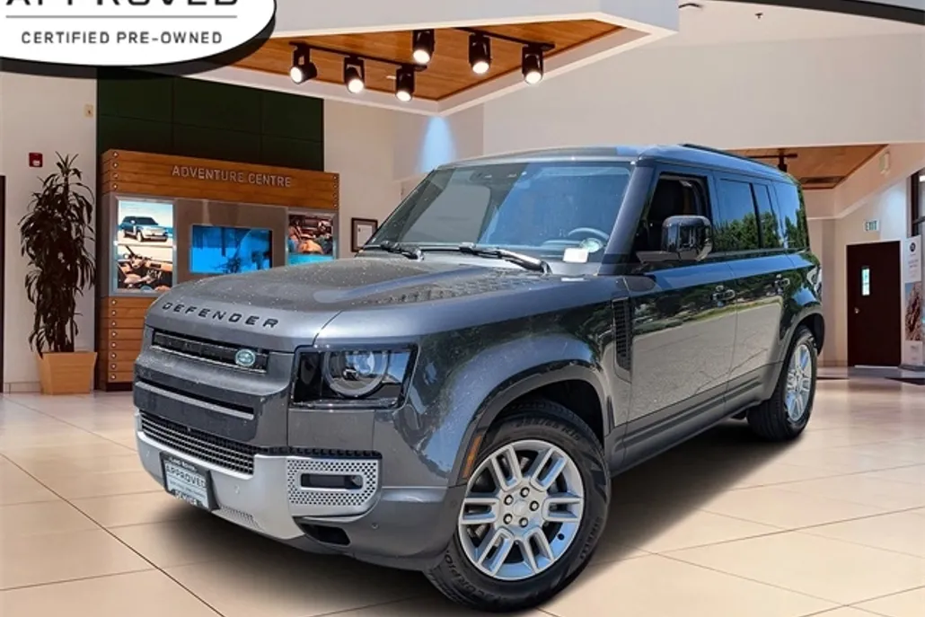 2025 Land Rover Defender 110 S photo 1