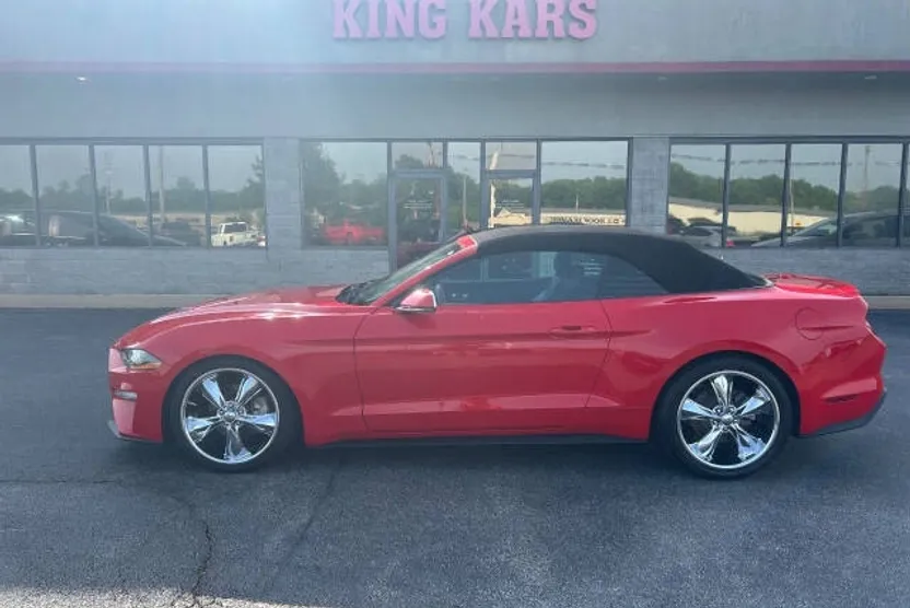 2018 Ford Mustang EcoBoost Premium Convertible photo 1