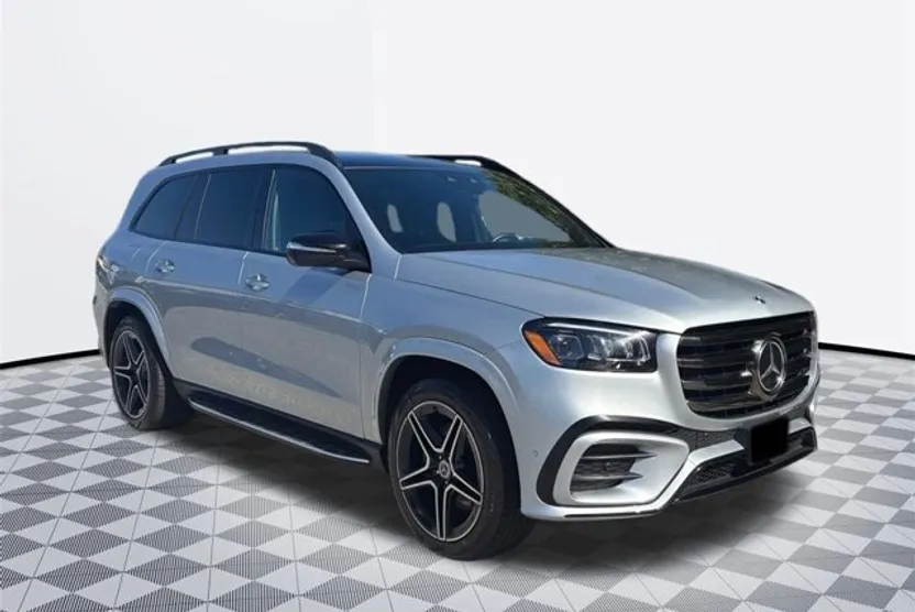 2025 Mercedes Benz GLS 450 4MATIC photo 1