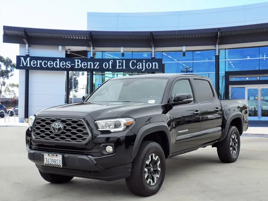 2023 Toyota Tacoma TRD Off-Road photo 1