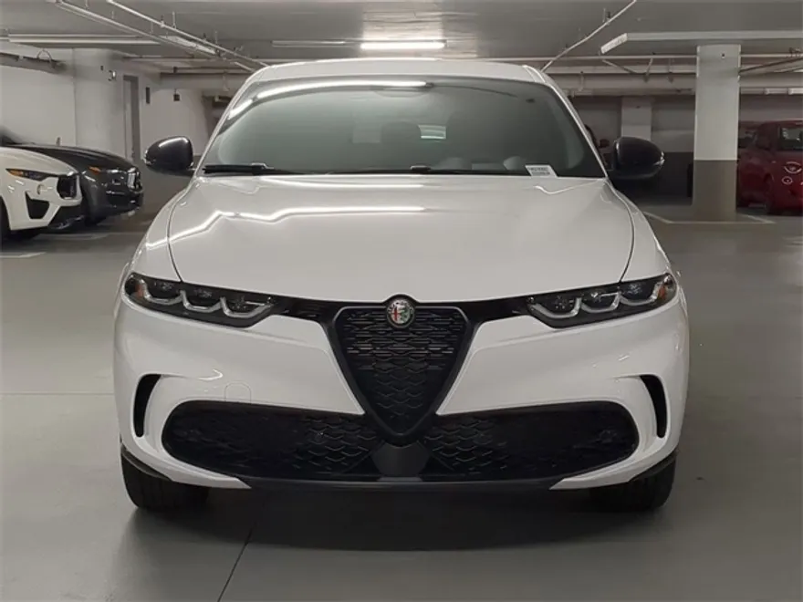 2025 Alfa Romeo Tonale photo 1