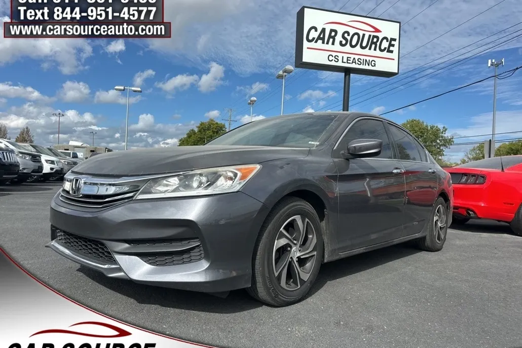 2017 Honda Accord LX photo 1