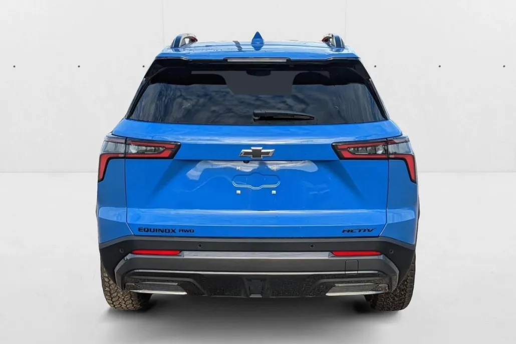 2026 Chevrolet Equinox ACTIV photo 1