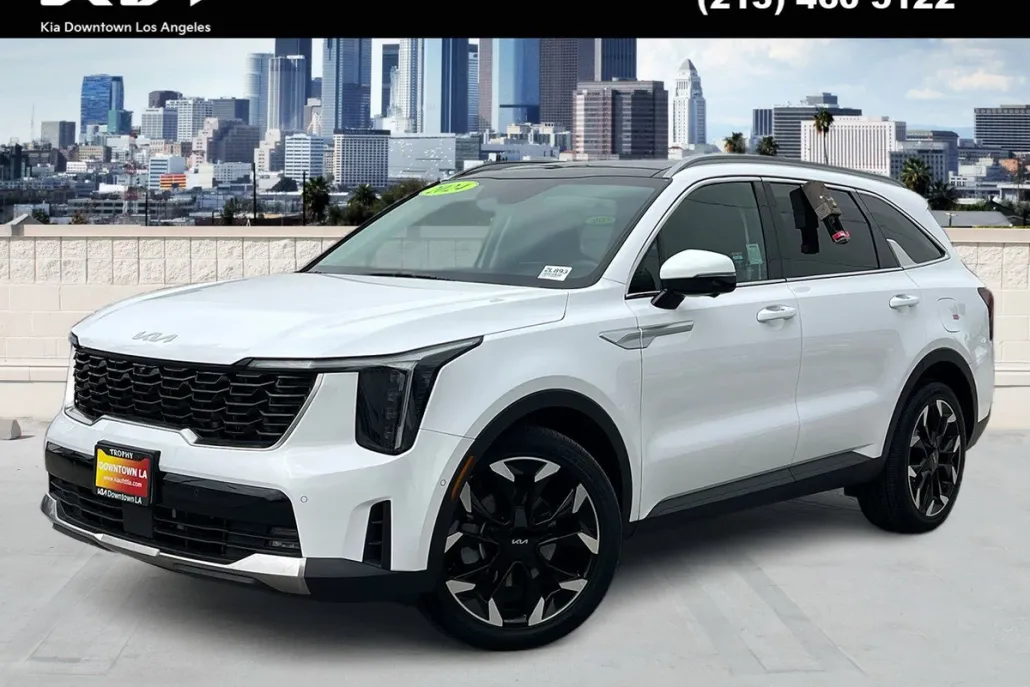 2024 Kia Sorento SX photo 1