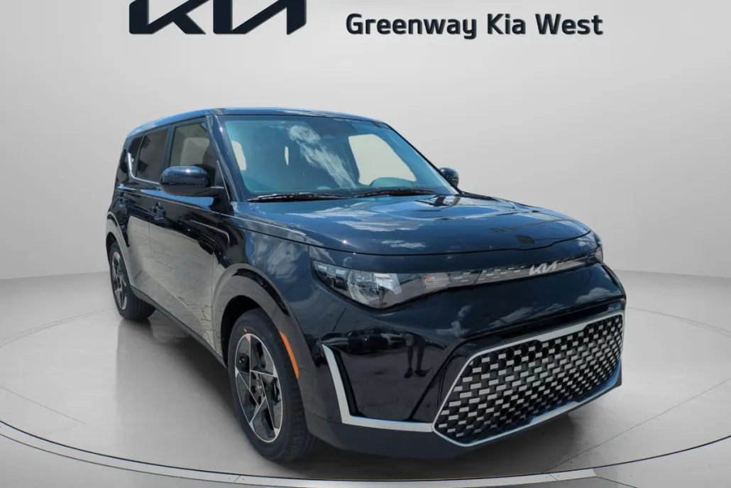 2025 Kia Soul EX photo 1