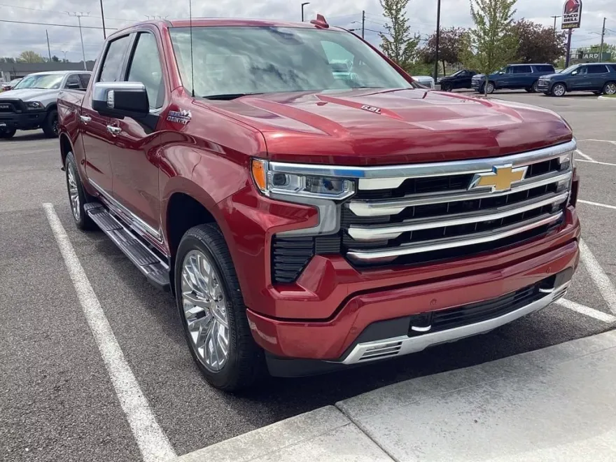 2025 Chevrolet Silverado 1500 High Country photo 1