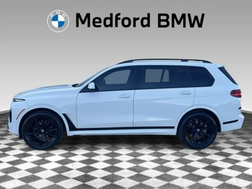 2023 Bmw X7 xDrive40i photo 1