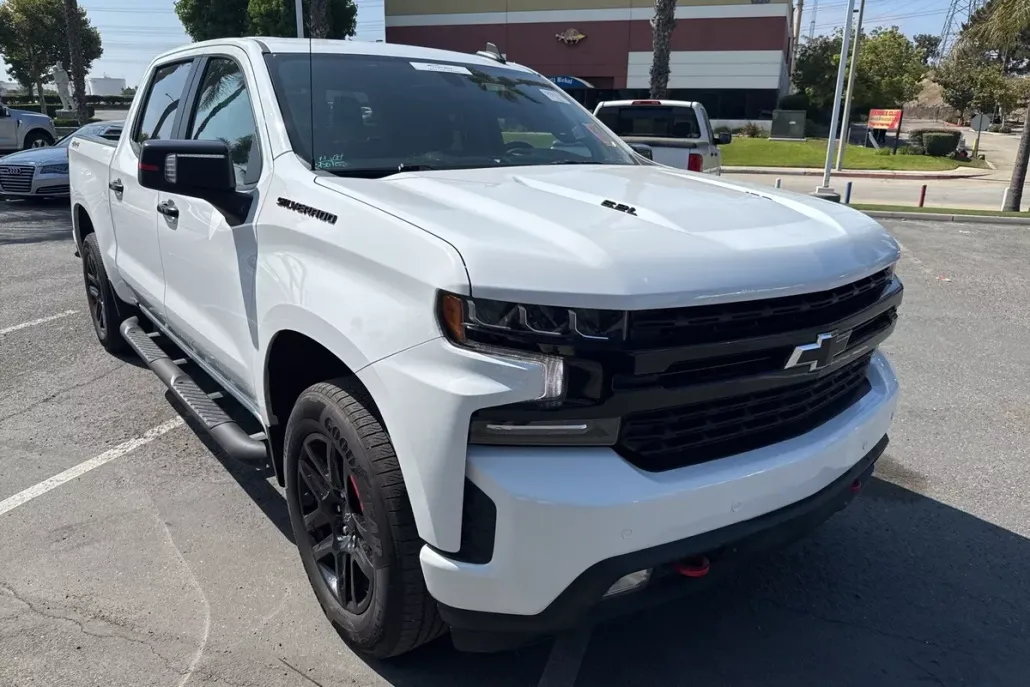 2022 Chevrolet Silverado 1500 RST photo 1