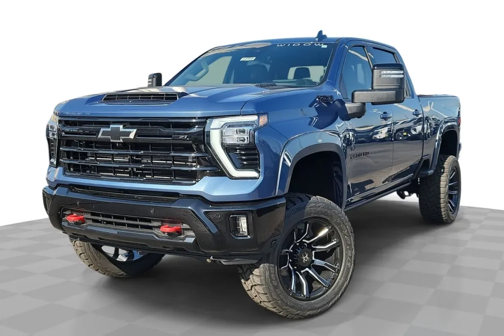 2025 Chevrolet Silverado 2500HD LTZ photo 1