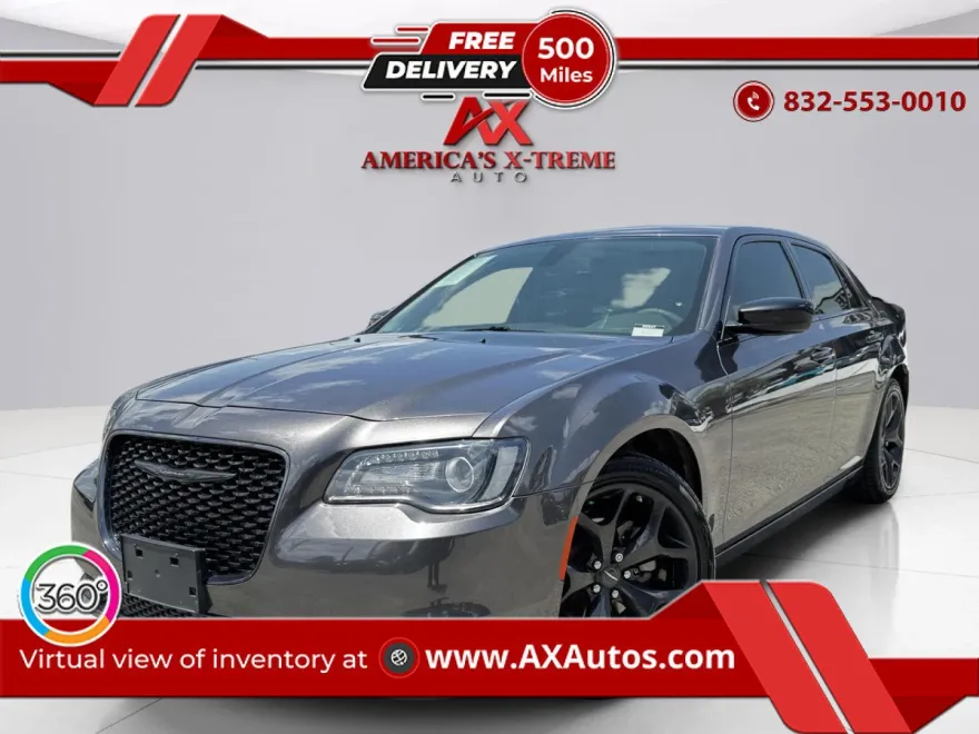 2022 Chrysler 300 Touring photo 1