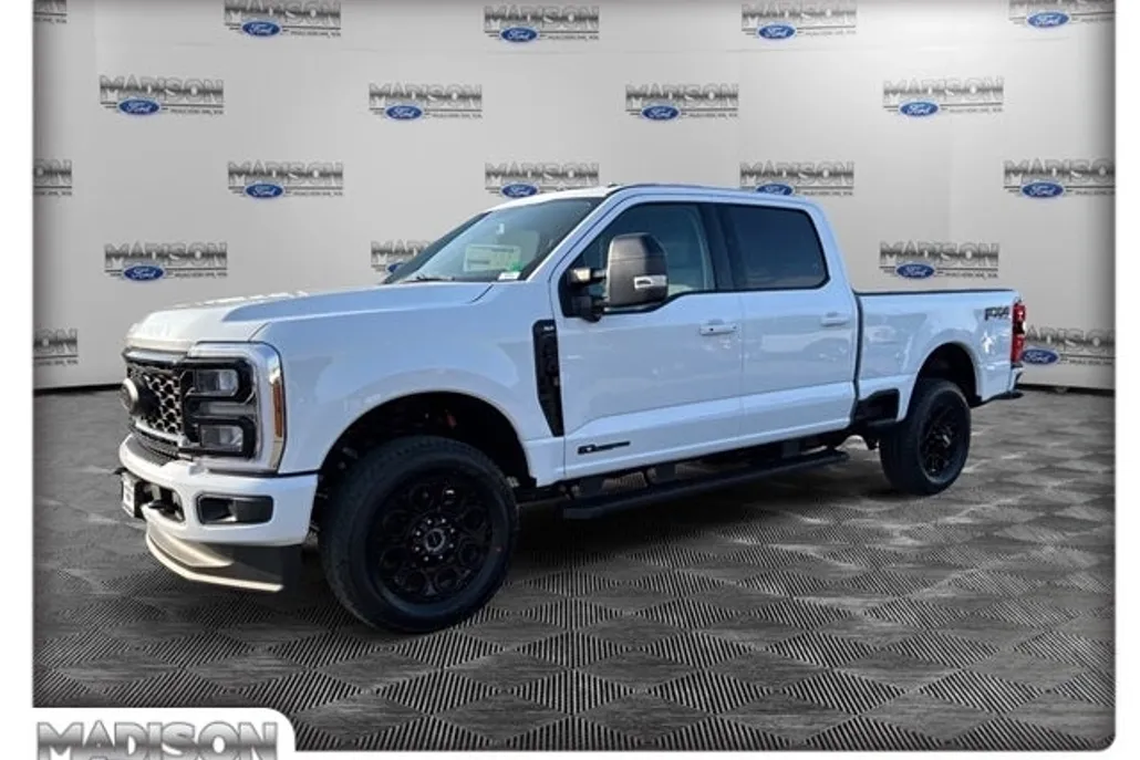 2025 Ford F-250 photo 1