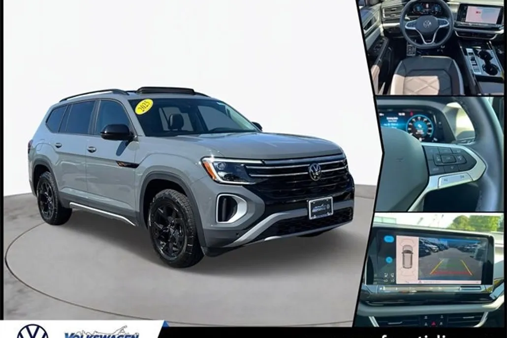 2025 Volkswagen Atlas Peak Edition photo 1