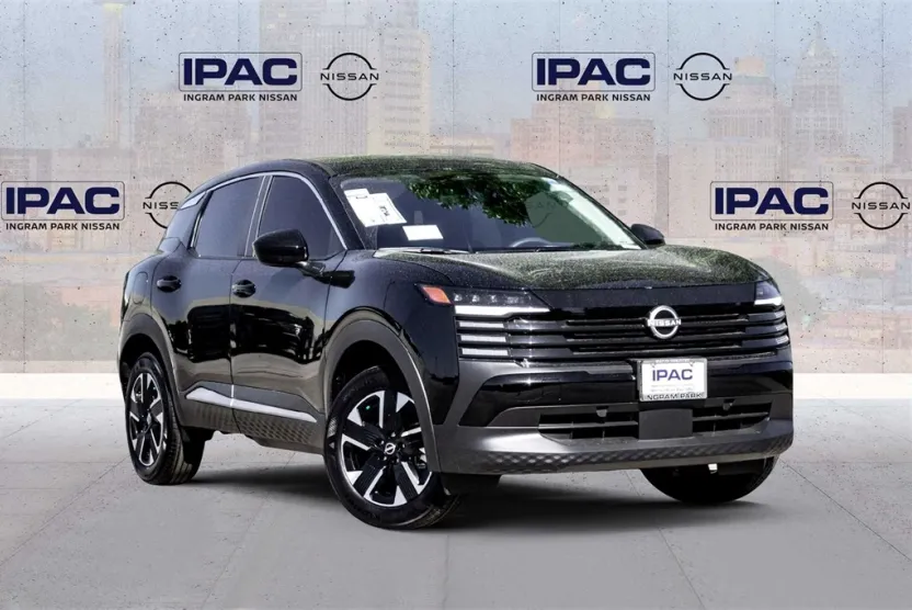 2025 Nissan Kicks SV photo 1