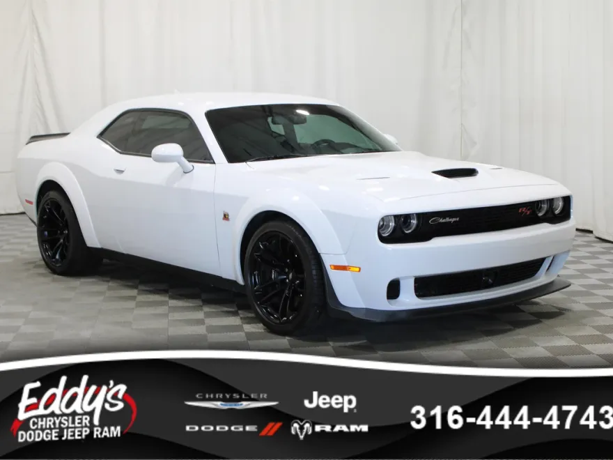2023 Dodge Challenger R/T Scat Pack Widebody photo 1
