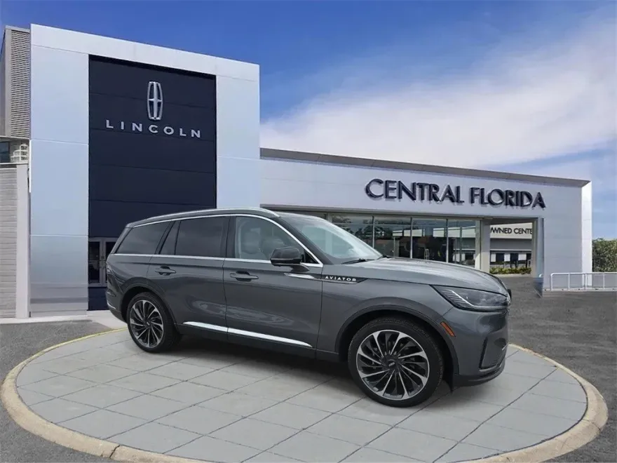 2025 Lincoln Aviator Reserve photo 1