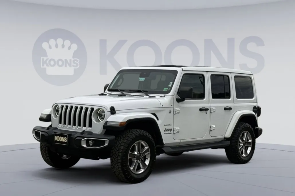 2021 Jeep Wrangler Unlimited Sahara photo 1