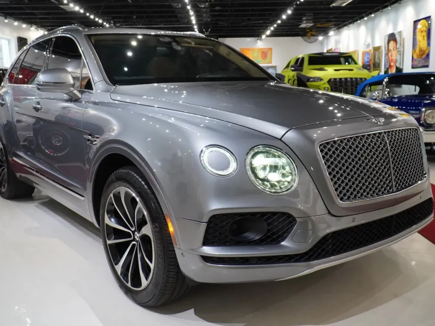 2017 Bentley Bentayga W12 photo 1