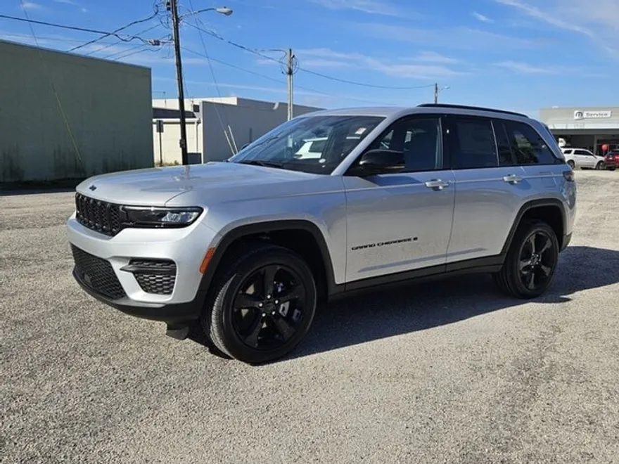 2025 Jeep Grand Cherokee Altitude X photo 1