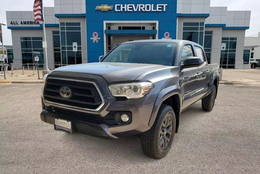 2021 Toyota Tacoma SR5 photo 1