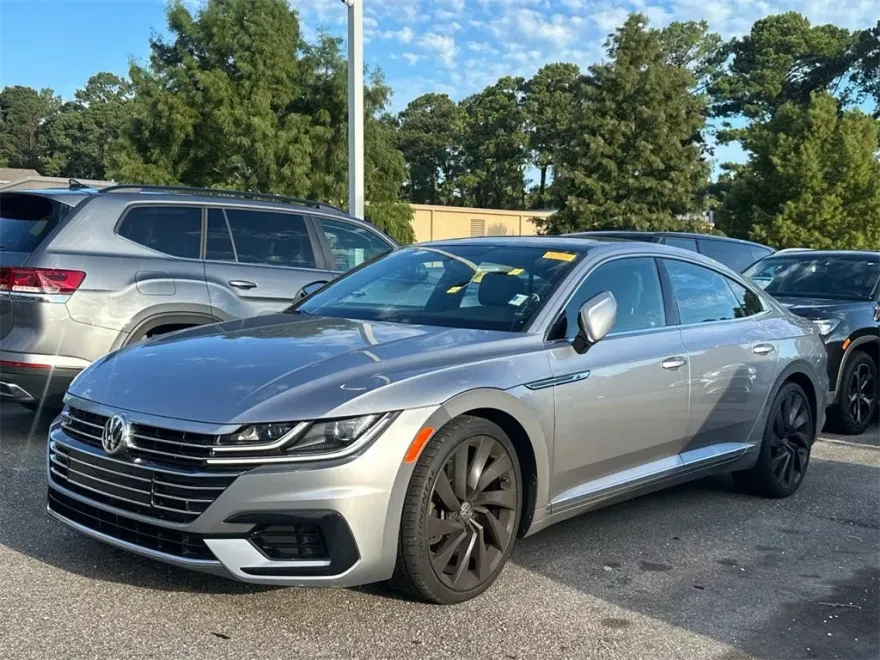 2020 Volkswagen Arteon SEL R-Line photo 1