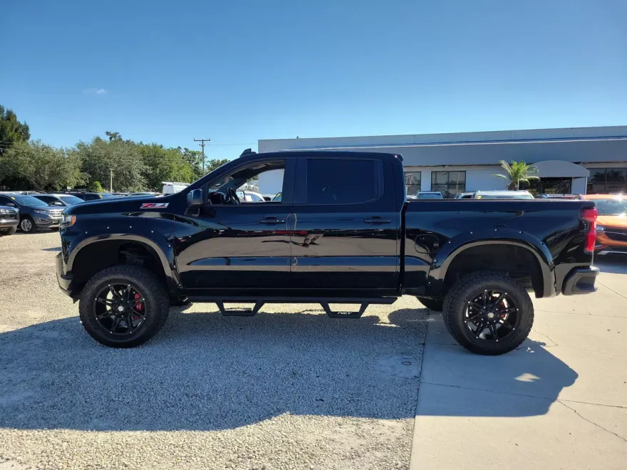2020 Chevrolet Silverado 1500 RST photo 1