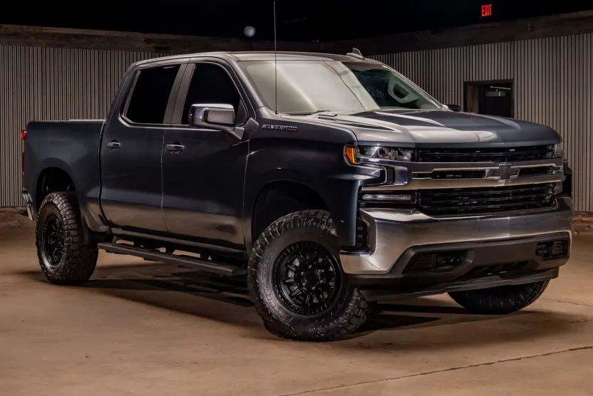 2021 Chevrolet Silverado 1500 LT photo 1