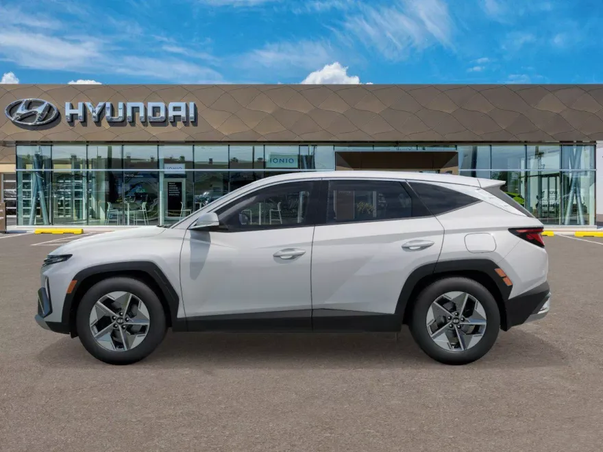 2026 Hyundai Tucson Hybrid SEL Convenience photo 1