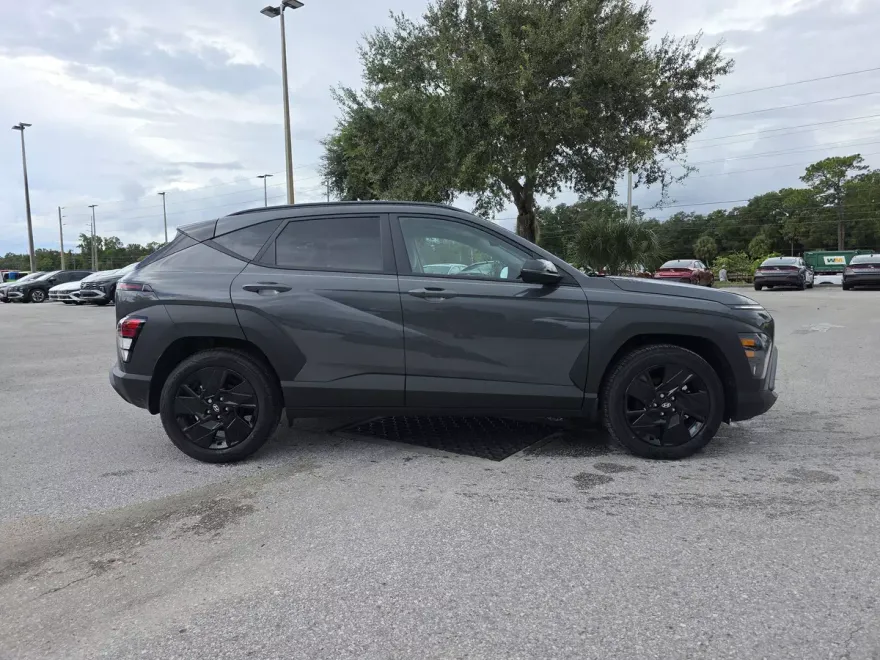2026 Hyundai Kona SEL photo 1