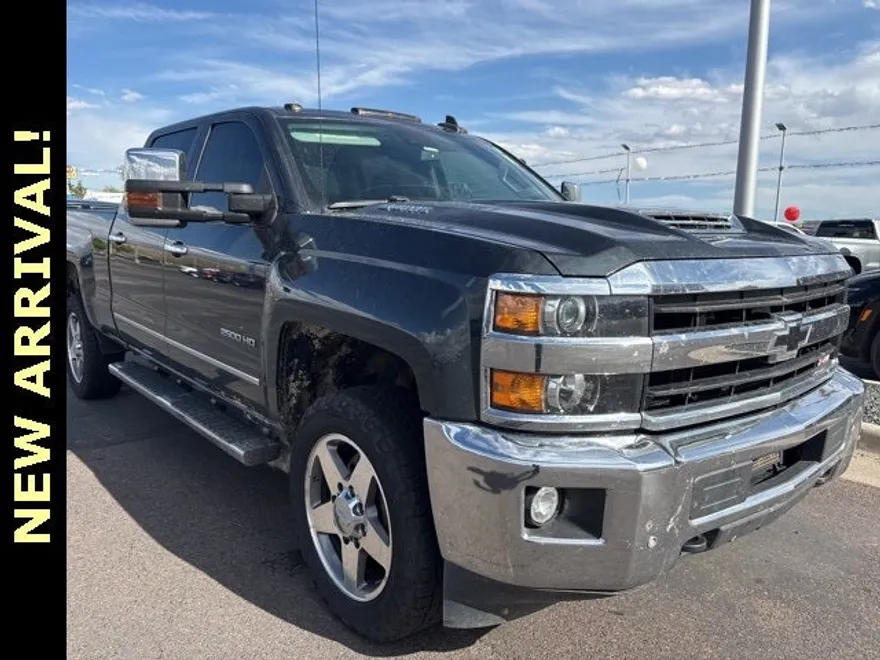 2018 Chevrolet Silverado 2500HD LTZ photo 1